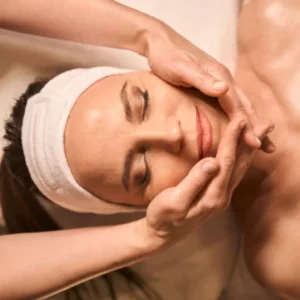 Massage relaxant de la tête aux épaules (1h)